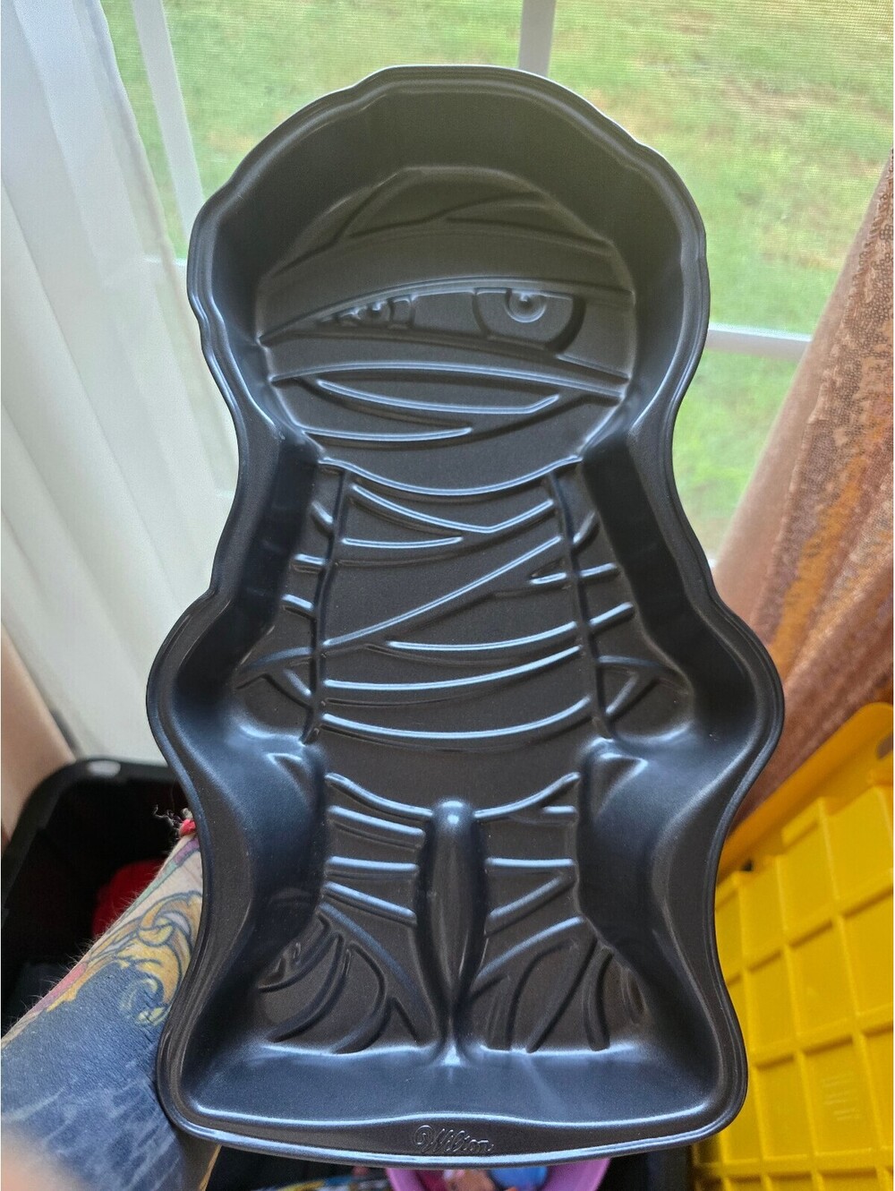 Wilton Mummy Cake Pan 2105-8475 Halloween Nonstick NEW